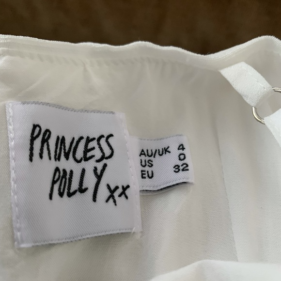 White dress - Picture 3 of 3